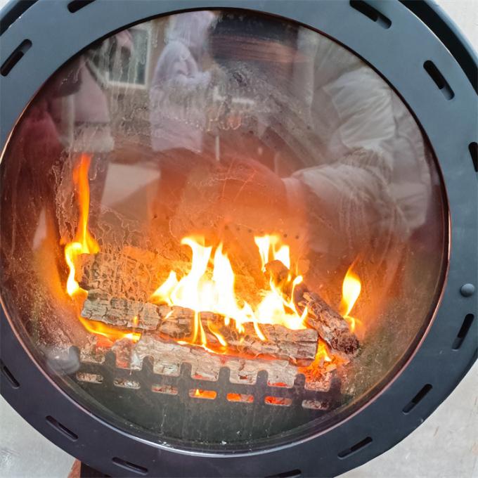 木製の暖炉
